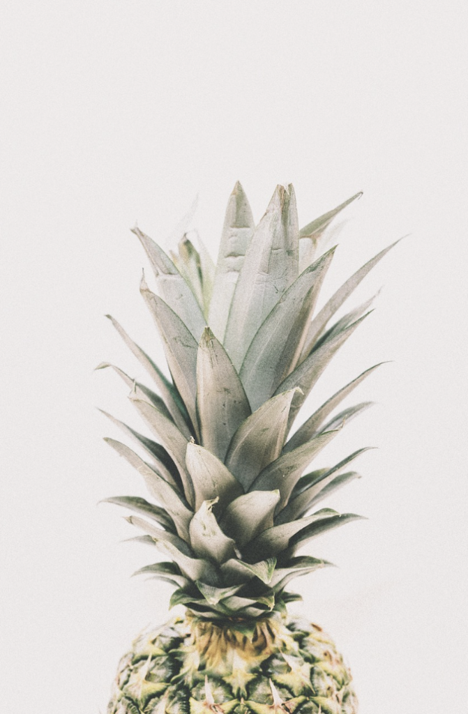 Swingowanie – co to jest i jak wpływa na związek? 3 swingowanie, ananas