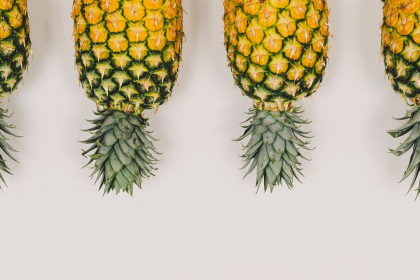 Swingowanie – co to jest i jak wpływa na związek? 7 swinging - odwrócony ananas to symbol swingu